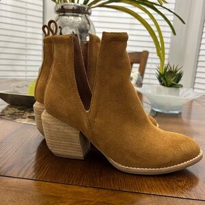Jeffrey Campbell Orwell Cognac Suede Tan Ankle Booties Size 6
